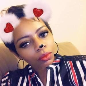 Meet your Posher, Cynthia